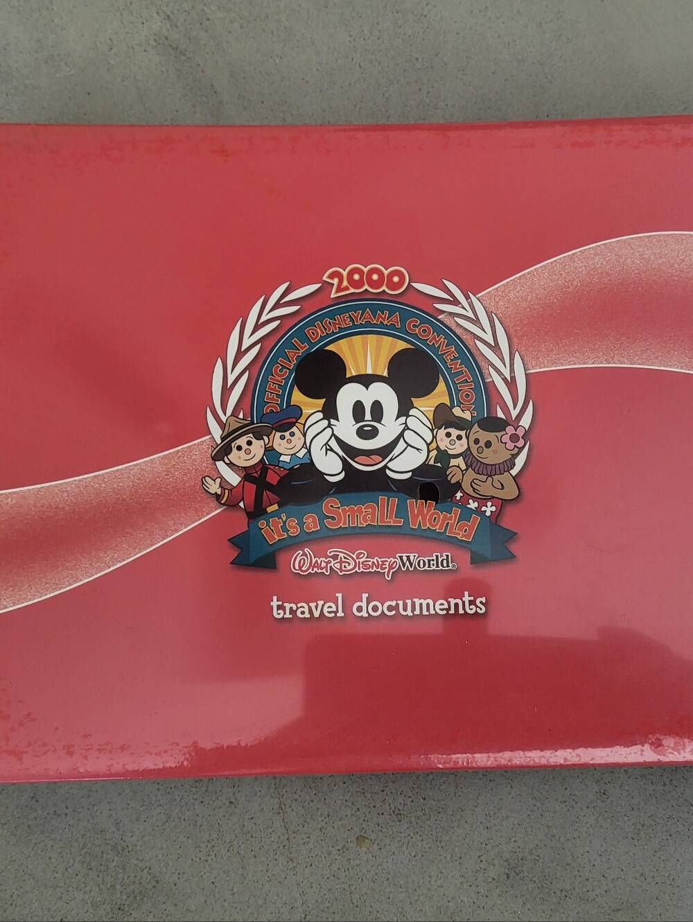 NEW Walt Disney World "It's a Small World" 2000 Travel Documents Binder - Red